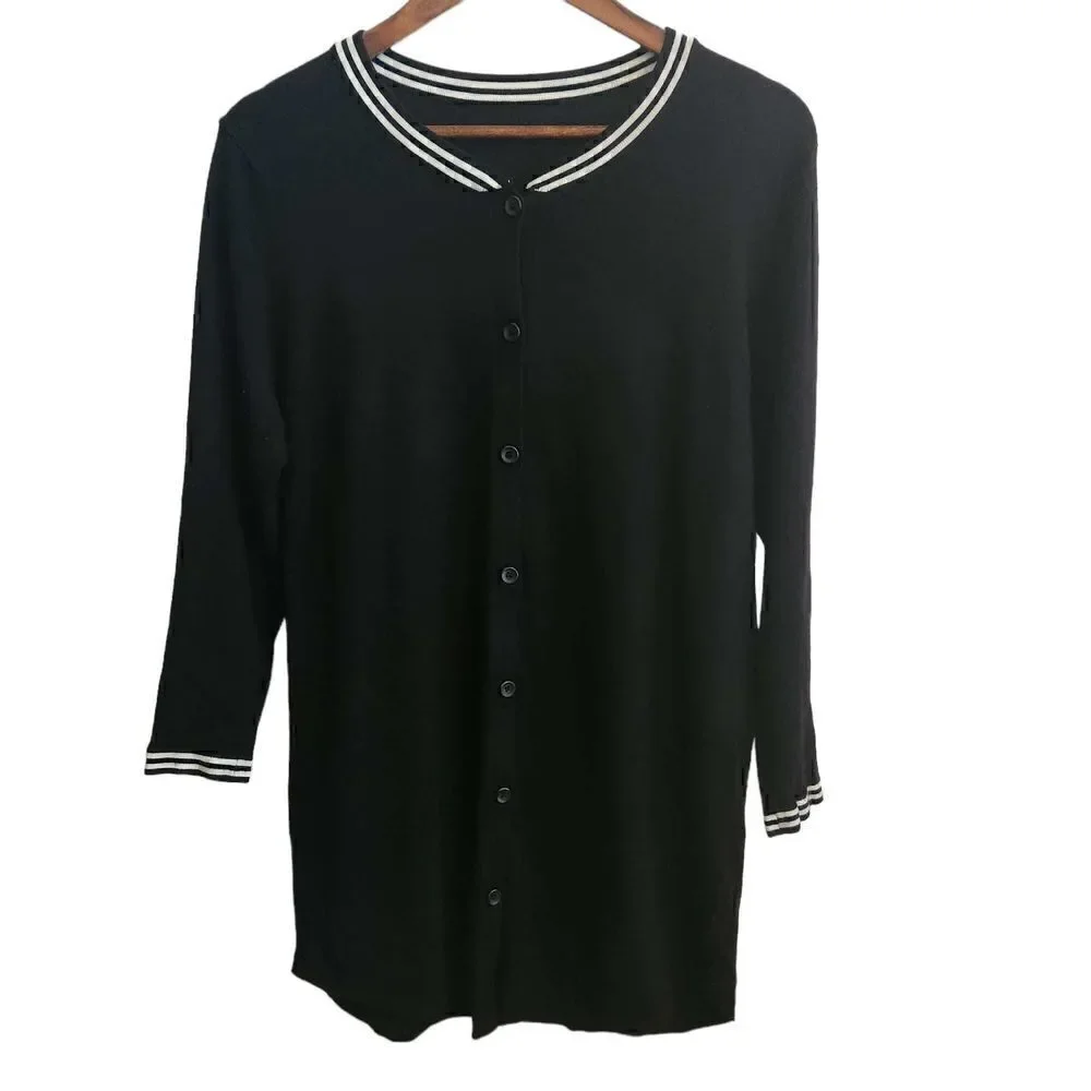 LOONEY Tunes Lucretia Italy Cardigan Size Medium‎ - Picture 2 of 4